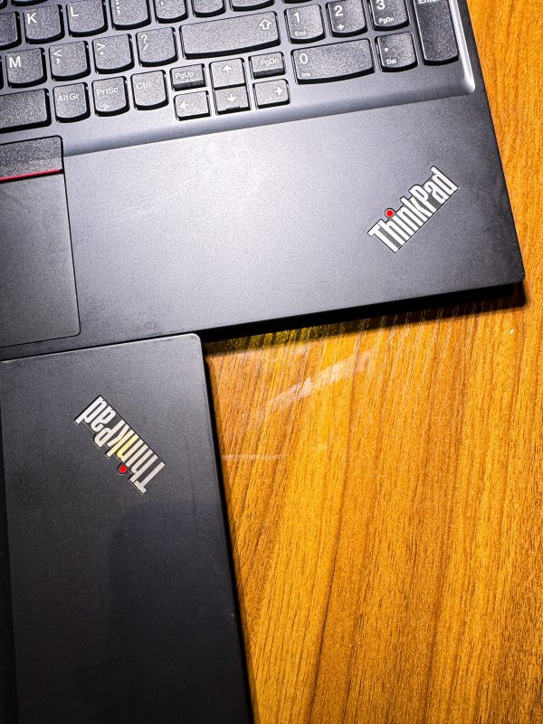 Lenovo E15 Gen 4 - Image 6
