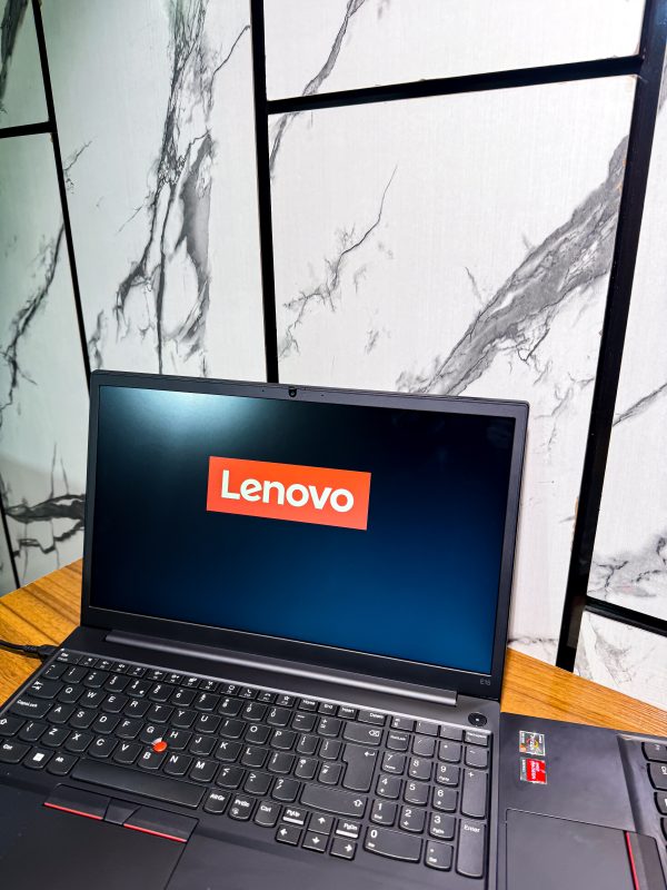 Lenovo E15 Gen 4 - Image 3