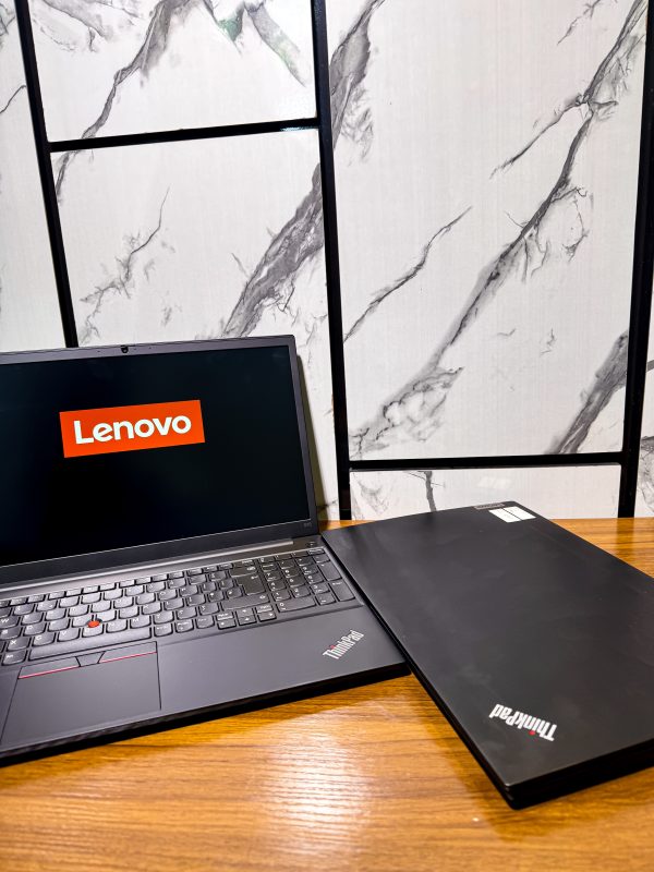 Lenovo E15 Gen 4 - Image 2