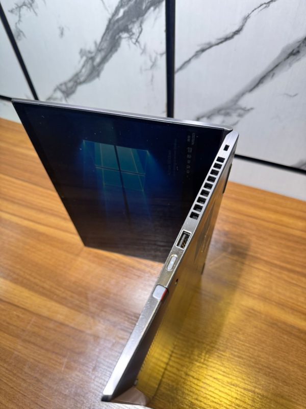 Lenovo ThinkPad X1 Yoga - Image 2