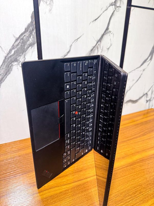 Lenovo ThinkPad X1 Gen 3 - Image 4