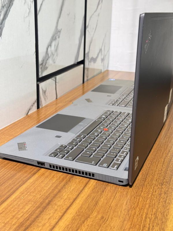 Lenovo ThinkPad T14 Gen 2 - Image 4
