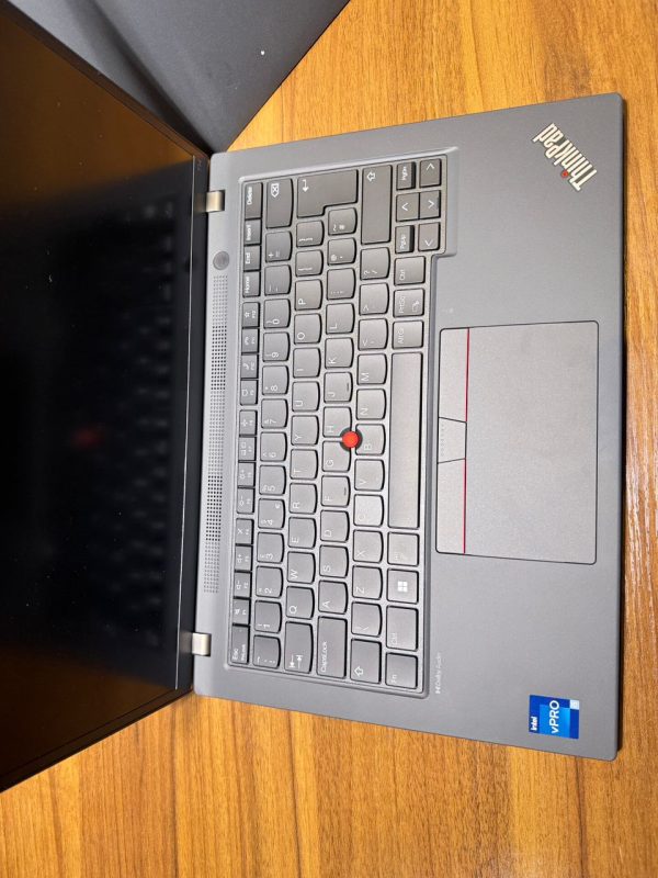 Lenovo ThinkPad T14 Gen 4 - Image 4