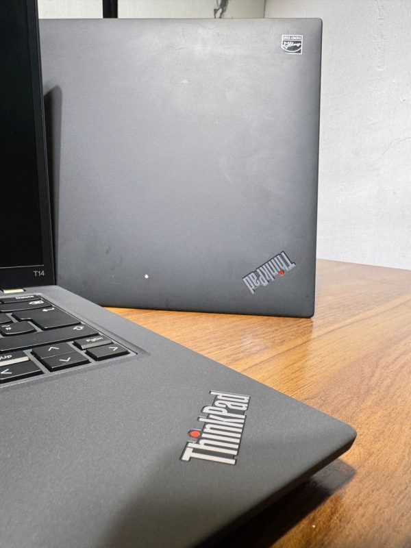 Lenovo ThinkPad T14 Gen 4 - Image 2